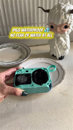 TRIBIT PocketGo | Clipped. Packed. Ready for the day.