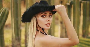 Maya Nazor, ex novia de Santa Fe Klan aparecerá posando para revista