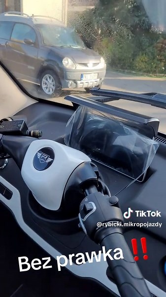 R-WAY MP3: Elektryczny Microcar bez Prawa Jazdy