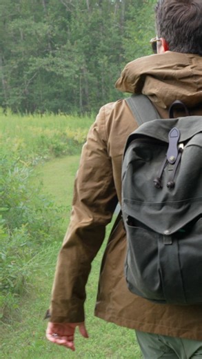 Carryology on Instagram: "Wondering how to choose a good backpack that actually works for your life? Whether you need a work backpack for the office, an everyday carry backpack for daily adventures, or you’re figuring out how to choose a backpack for college, this complete guide breaks down everything you need to know. Full video on the Carryology YouTube channel! #backpacks #guide #edc #travel #carryology"