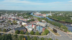 Get ready to discover Waterville! This charming college town is bursting with new energy—from its artistic heart to exciting outdoor adventures. With the support of Visit Maine, we’re diving into all the sights, stories, and local favorites Waterville has to offer, featuring stops at: Quarry Road Trails Lockwood Hotel / Front & Main Waterville Creates Opa Waterville Colby College Waterville Opera House Don’t miss it this Sunday at 10:30 AM on MaineLife! | Maine Life Media