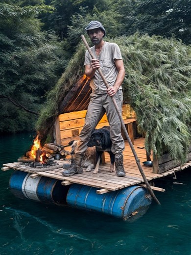 Building a floating cabin with my dogs #bushcraft #survival #adventure #campinglife #outdoor