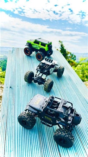 Crazy RC Car Stunt🤯| MonsterTruck Jump Challenge🔥