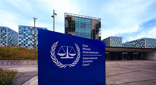 Podcast: Trump to The Hague!