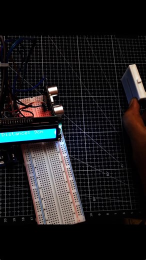 This Arduino Can See Distance😯📏 (Live Test!) #arduino #ultrasonicsensor #distancesensor #viralshorts