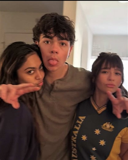 More pics of Malachi with the cast of Coven Academy! 🖤💚🧙🏼🧙🏻‍♀️ #disney #malachibarton #zombies5 #fyp #foryou