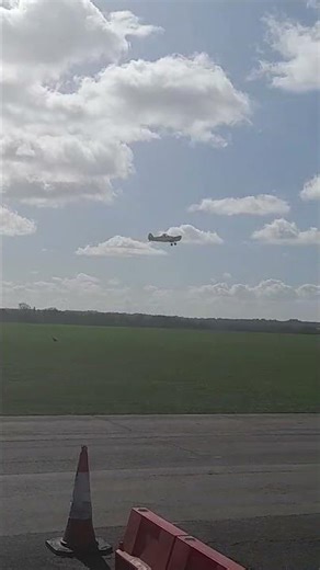 Pornie towplane towing a glider at Lasham gliding club