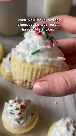 These mini cheesecakes are cute, fun and super easy! In fact, this recipe takes only 25 minutes from start to finish. These are so much quicker and easier than making a full cheesecake. They have a buttery crunchy crust and smooth creamy filling. Add your favorite toppings to make them fun and festive! https://organicallyaddison.com/mini-cheesecakes/ | Organically Addison