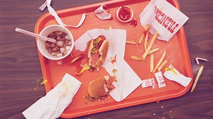 Ungesundes Essen: Diese 4 Lebensmittel solltest du besser meiden