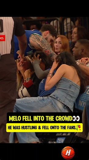 LaMelo FELL on top of his fans in MSG😭