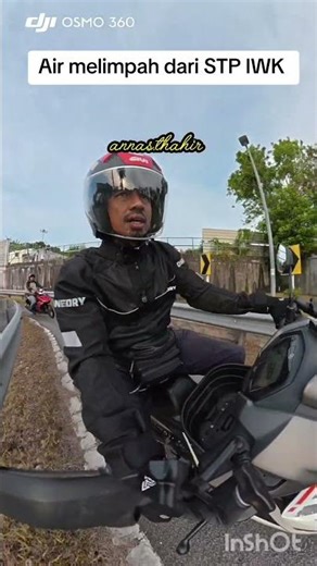 Air melimpah di tepi STP IWK Plaza Tol Sungai Petani Utara