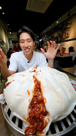 7KG LARGEST CHARSIU BAO IN THE WORLD! #foodchallenge