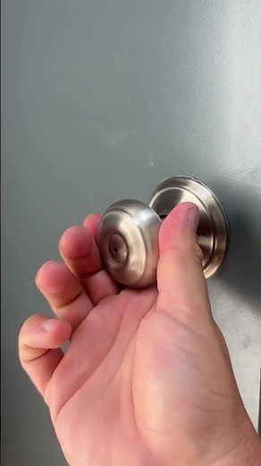 Schlage F40 V GEO 619 Georgian Door Knob, Bed & Bath Privacy Lock, Review