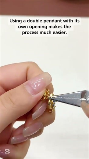 Unique jewelry Making, Geometric double pendant chain tutorial. Handmade jewelry artist