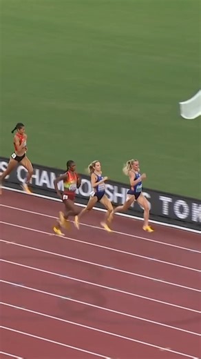 What a race 🥵 Lilian Odira grabs her first world title in the 800m, breaking a 42 year old championship record with 1:54.62 🤯 #WorldAthleticsChamps | World Athletics