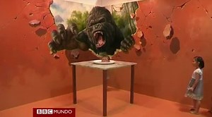 In China an exhibition of art displayed in 3D