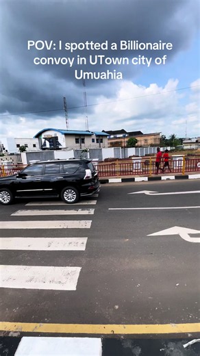 I spotted a Billionaire convoy in UTown city of Umuahia money good no worry #fyp #viralvideo #goviral #umuahiatiktok #luxury @🤗MOUAU MCB CLASS'24🤗 @MOUAU CHEM ENG CLASS OF 2024 @CIVIL.ENG.MOUAU.CLASS.24 @EEE CLASS OF 2024 @FoodTechies Mouau @LIS class of 26 MOUAU @CME CLASS OF 2025 FYB @EEE. SET of 2030. MOUAU @chukwuezesamuel @funnyking.001 @Sarkin mota