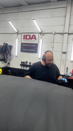 Tip for coating a convertible / soft top with waterproofing also same applies with colour, use a microfibre applicator pad and see how much easier it is and quicker #detailingtips #prodetailing #tipoftheday #softtop #winterprotection #booknow @extremecarcare | Extreme Car Care