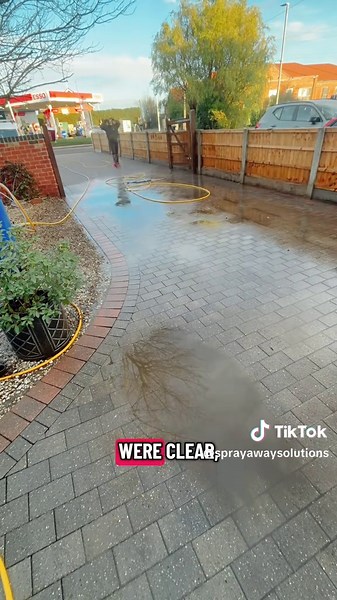 Transforming a Driveway with Pressure Washing
