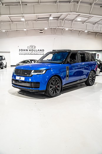 RARE SV ULTRA VELOCITY BLUE, COMFORT REAR SEATS 2023 (23) Range Rover P510e SV £102,900 Call us 01142565040 ☎️ WhatsApp us 07973676959 📲 Finished in SV Ultra Metallic Gloss Velocity Blue with SV Intrepid Exterior Accents, SV Intrepid Semi-Aniline Ebony Leather Upholstery and Satin Balck Ceramic Controls. ⭐️ 38,400 Miles ⭐️ SV Ultra Metallic Velocity Blue ⭐️ Heated, Ventilated & Massaging 24-way Front Seats ⭐️ Exclusive Class Comfort Plus Rear Seats ⭐️ Reclining Rear Passenger Seat with Extendab