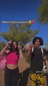 Matching backpack with my girlfriend😍❤️