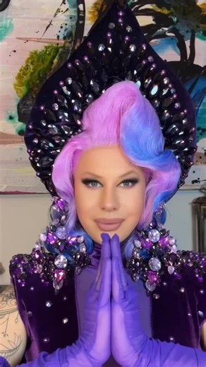 House of HEALS on Instagram: "Sawasdee Ka BANGKOK! 🙏 👑When the winner of All Stars steps into House of Heals👠 You already know it’s over. Trinity The Tuck @trinitythetuck Winner of RuPaul’s Drag Race All Stars Season 4 TEMPTATION 🔥 A Trinity The Tuck Experience 🔥 1 March | House of Heals 💎One night of world-class drag excellence. Don’t miss it. The Perfect Tuck has arrived. 📅 SUN, 1 MAR 🪩Special performances from 𝙏𝙝𝙖𝙞𝙡𝙖𝙣𝙙’𝙨 𝘿𝙧𝙖𝙜 𝙎𝙪𝙥𝙚𝙧𝙨𝙩𝙖𝙧𝙨 🇹🇭✨👑 @ze_pee @kandyzya