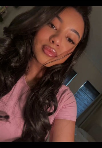 Perfect Lip Combo for Romantic Vibes