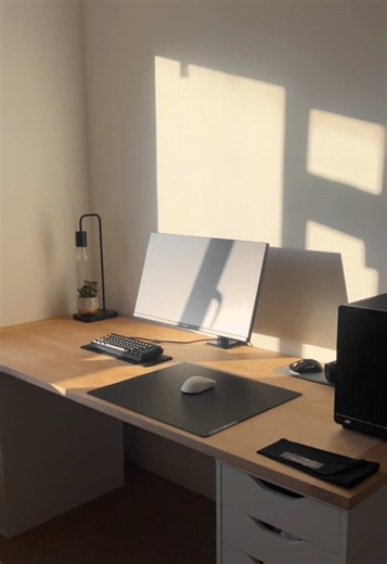 Creative Clean Setup Ideas for Your Tech Space