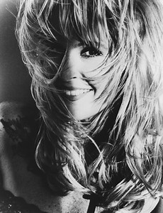 Jul 24, 2025: Lita Ford / Vixen / Bobbie Dazzle at indigo at The O2 London, England, United Kingdom | Concert Archives