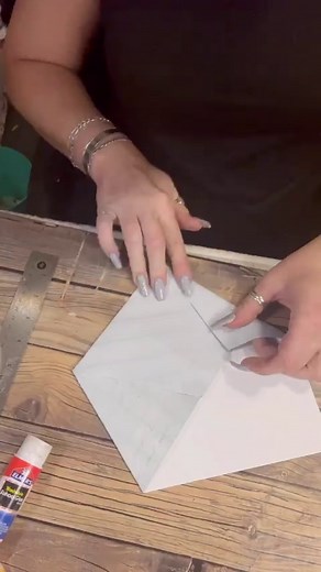 Expandable envelope or expandable pocket for your journal! Easy step by step direction. Enjoy! #junkjournalvideos -#junkjournalpockets #junkjournalpocket #junkjournaling #diy #craftingideas #craftvideos | Eat Sleep Craft Create