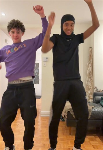 Trip out @Laurent❗️❗️❗️ #viral #whytayyy #fyp #goviral #dance #duo #tripout