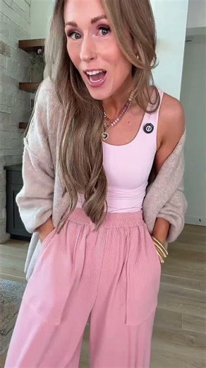 The Elevated Lounge Pants You'll Want in Every Color