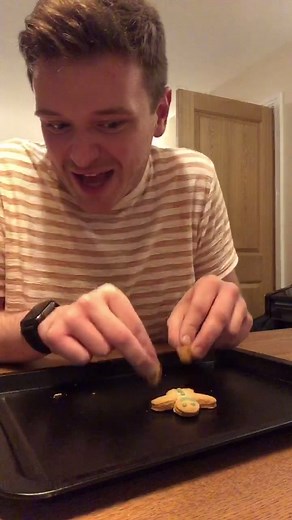 Creating Shrek's Gingerbread Men | Fun Comedy Skit