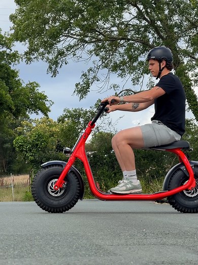 BLASTER CLIMBING UP A CURB #ebike #offroad #asmr #blaster #easy Discover our website: scoot-motion.com