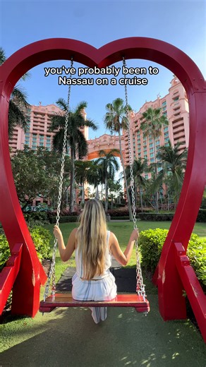 Most people only see Nassau for a few hours on a cruise 🛳️🌴 But there’s so much more to experience from beautiful resorts, local restaurants, stunning beaches and more 🐷🌅 And the best part? It’s only a short flight from the US ☀️✈️@Nassau & Paradise Island #nassau #paradiseisland #itsbetterinthebahamas #visitnpi #paidpartnership