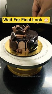 Oreo Chocolate Drip Cake Decoration | From Drip to Final Look 😍 #shorts