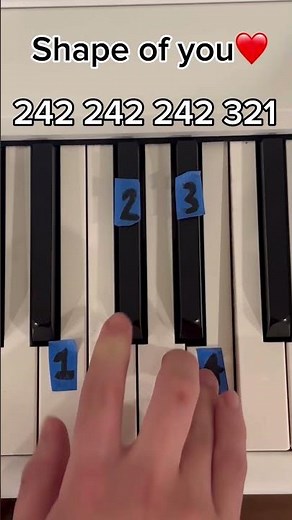 How to play Shape of You on the piano #piano #pianotutorial #easy
