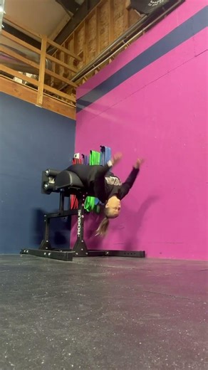 How To Do GHD Sit-Ups Correctly