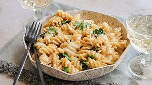 Easy Alfredo Sauce Recipe - Tasting Table