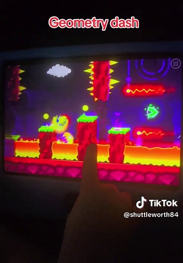 Mastering FingerDash in Geometry Dash