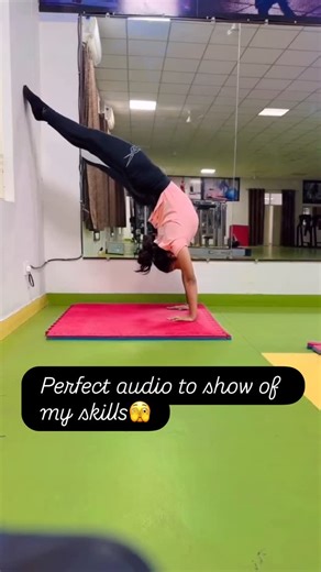 Anki🌸 on Instagram: "Ddkho na dekho na guys"