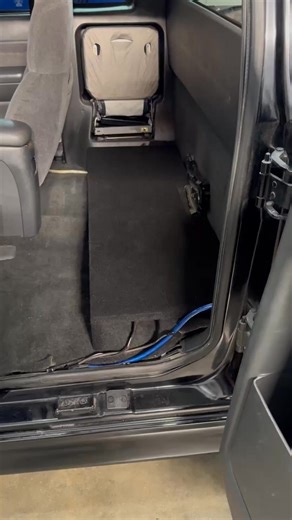 🔦 SoundsGood Spotlight – Chevy S10 Extreme ❤️🔊 Location: Coquitlam Sometimes you get a second chance with your first love. One of our customers recently got reunited with his Chevy S10 Extreme—and brought it to us for a full audio makeover. We upgraded everything, including: 💥 A 2000W Solo X Subwoofer 📦 Custom enclosure built for max performance 🔊 Complete system refresh for today’s sound quality standards Now this S10 doesn’t just look the part—it feels it every time the bass drops. #Sound