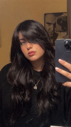 Giulia • Content Creator • UGC | hair transformation incoming… 💇🏻‍♀️🪞🖤@giadagloria_style | Instagram