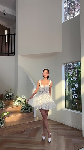 Adorable Mini Bridal Dress for Your Special Day