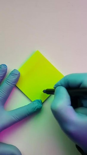 Creative Cat Drawing on Sticky Note