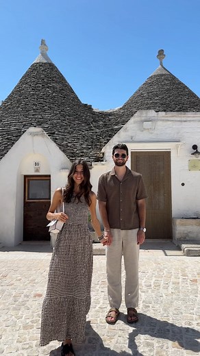 Judit Jozsa & Istvan Mark Kiraly | travel creators on Instagram: "Ladies and gentlemen, let me introduce you our new favourite travel partner: the DJI Osmo Mobile 7P!✨ With the multifunctional tracking module it follows us everywhere, functions as a tripod and with the built in extension rod it records us for vlogs! It’s compact and lightweight, no more need to carry a big camera and tripod! Who else got obsessed hearing these?😍 . #dji #OsmoMobile7P #smartphone #travelgram #coupletravel #solotr