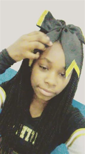 Bucking queen (@queeneriyah)’s videos with original soundBucking queen