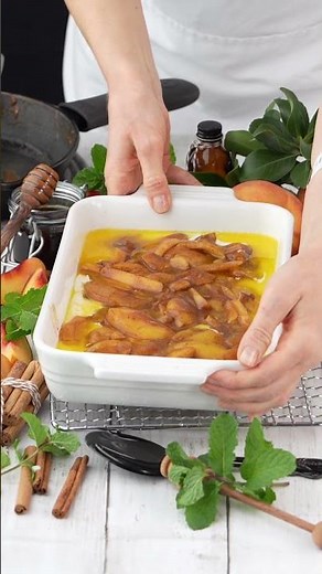 Easy Peach Cobbler Anyone Can Make!