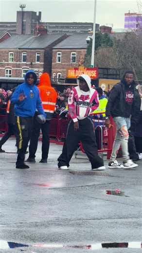 Manchester United vs Tottenham Hotspur Live Match Updates