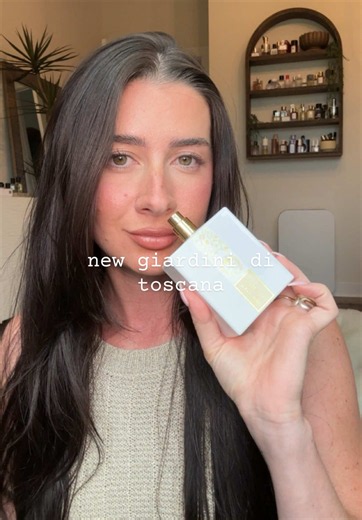 from the perfume house of bianco latte: the new oro e miele 🍯💛 @Giardini di Toscana from @LUCKY SCENT 🙏🏼 #perfumetiktok #giardiniditoscana #perfumereview #fragrance #newperfume